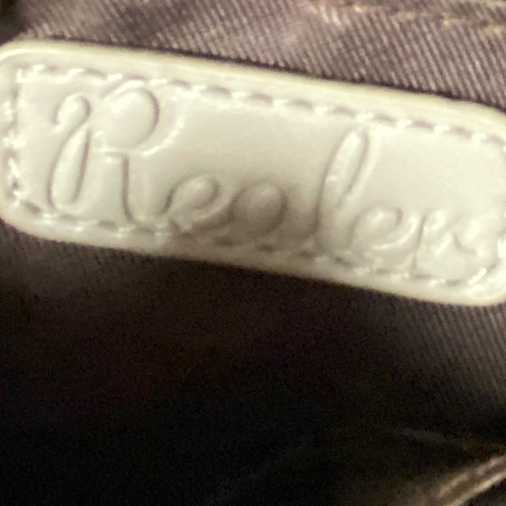 Elegant Light Gray Crossbody Bag - Picture 5 of 8